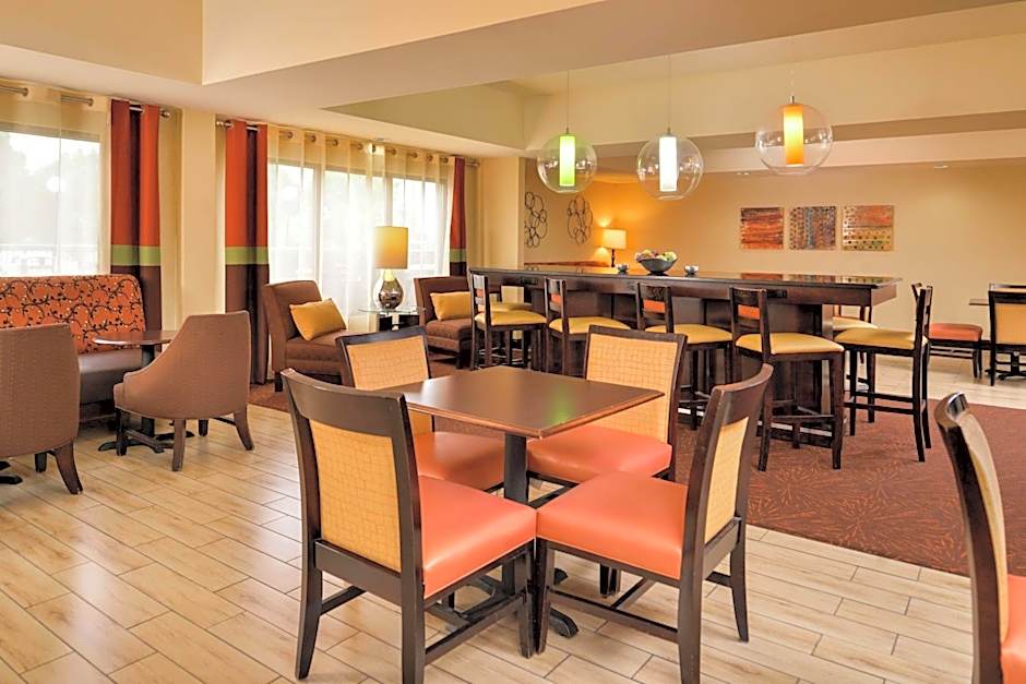 Hampton Inn By Hilton Raleigh/Clayton I-40