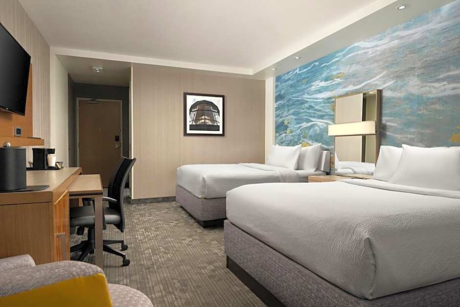 Courtyard by Marriott Erie Bayfront
