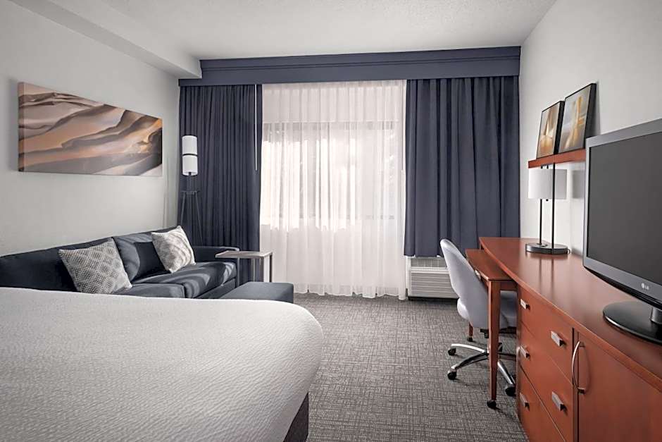 Courtyard by Marriott Rockville