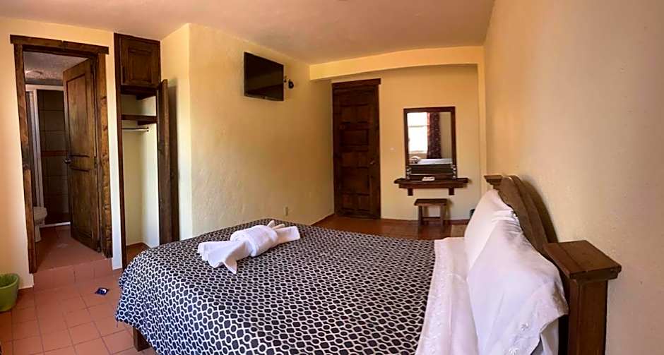 Hotel Renacer