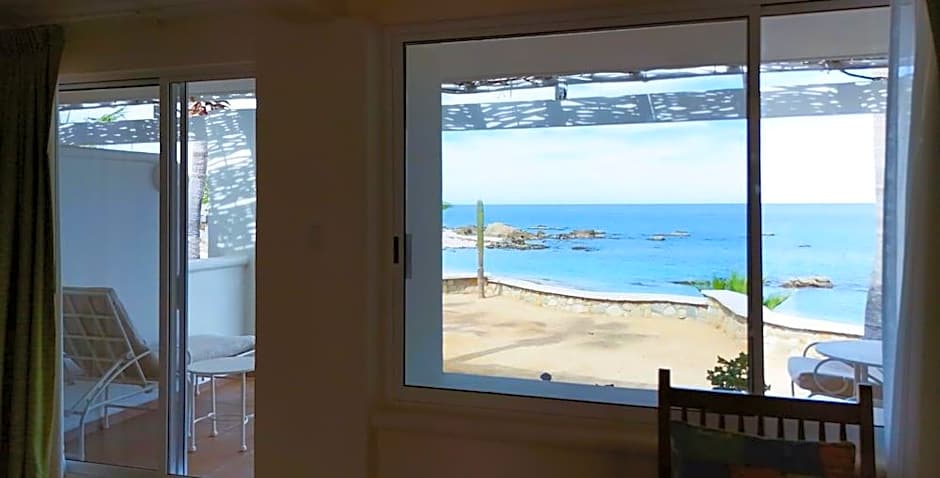 Punta Pescadero Paradise Hotel & Villas