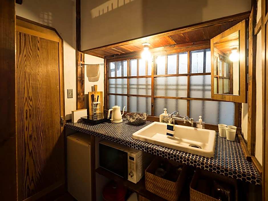 TOKYO LITTLE HOUSE