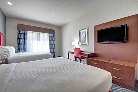 1 King Bed Suite