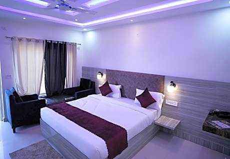 The White Rain Hotel