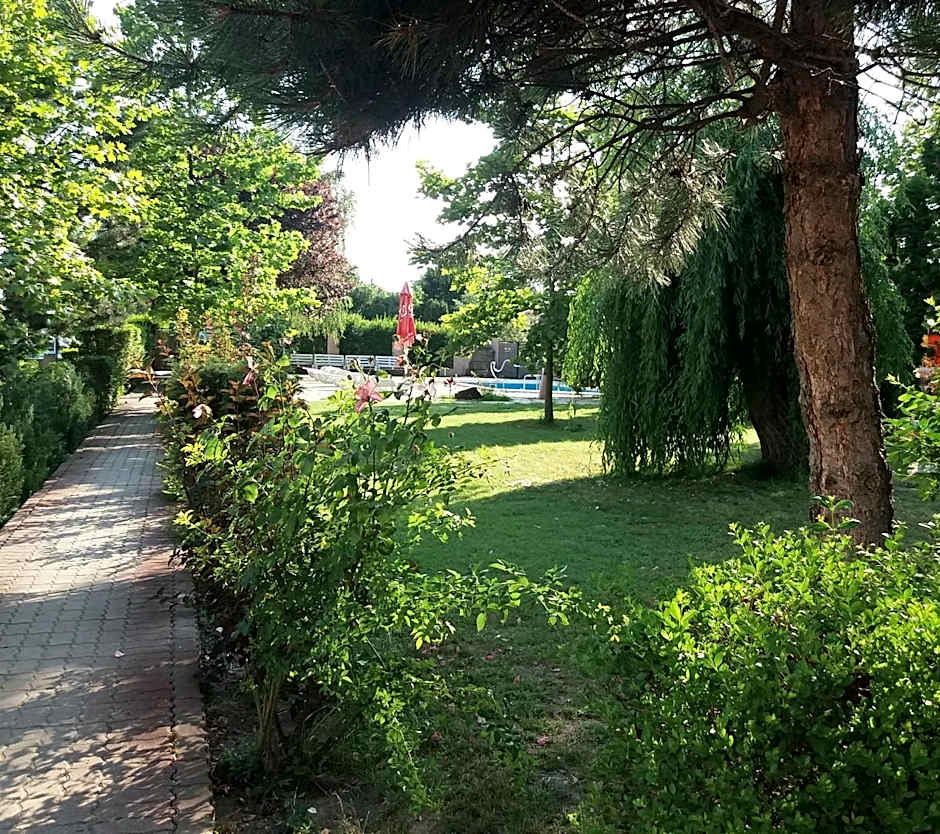 Oázis Wellness Panzio