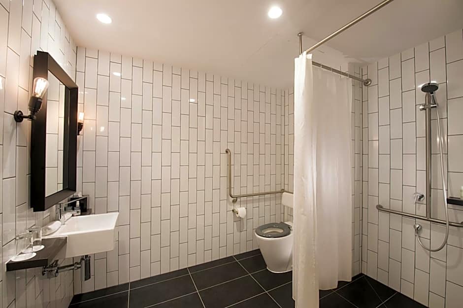 DoubleTree By Hilton Hotel Melbourne - Flinders Street