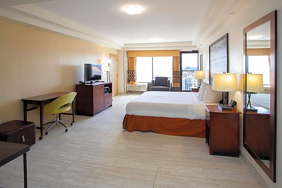 Aqua Vista Resort Hotel