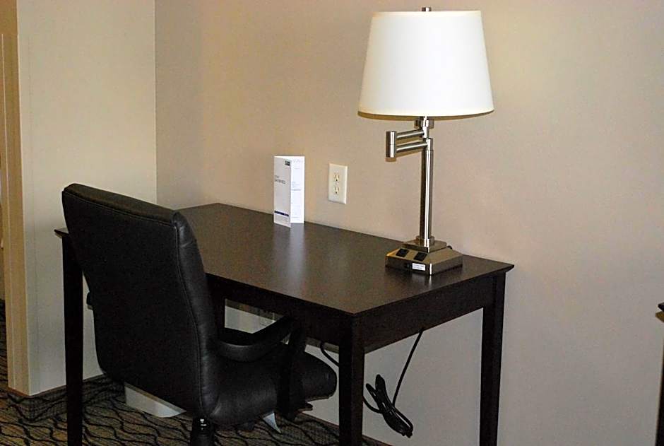 Holiday Inn Express Bloomington West By IHG