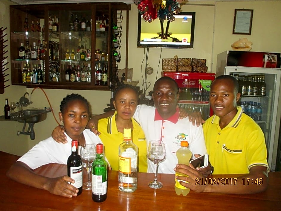 Fanaka Safaris Campsite & Lodges