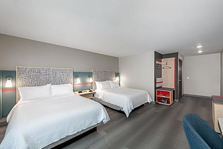 Standard Room with Two Queen Beds