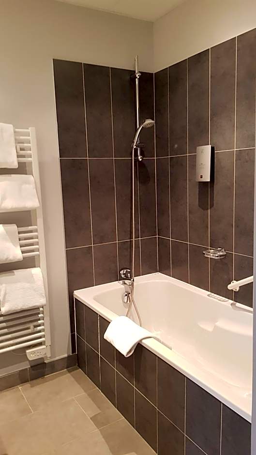 Logis Hôtel des Deux Forts