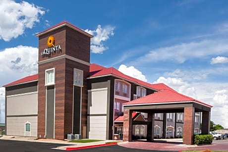 La Quinta by Wyndham Midland North
