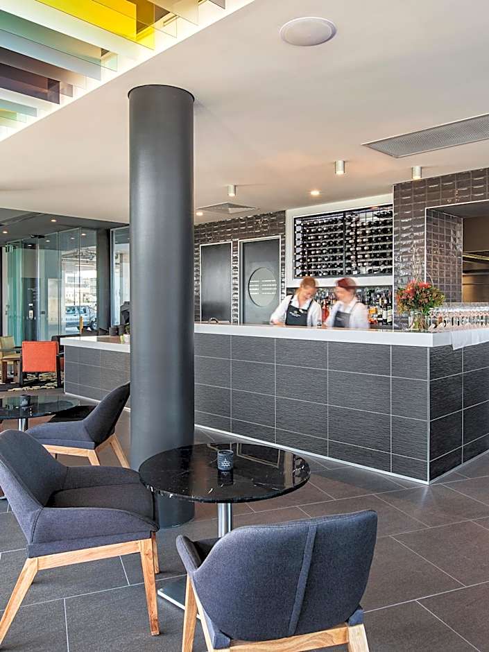 Mercure Sunshine Coast Kawana Waters