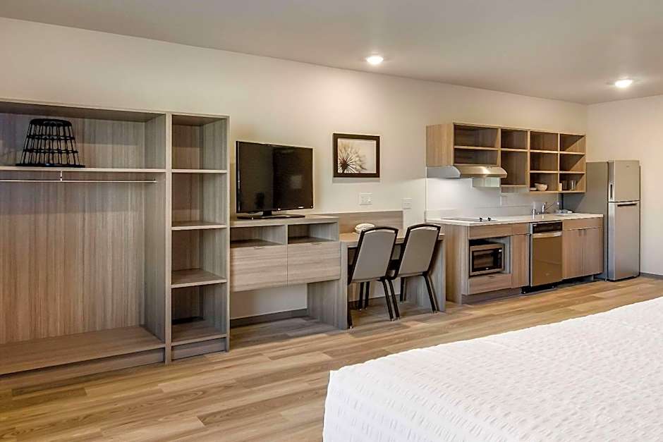 WoodSpring Suites Tacoma - Lakewood
