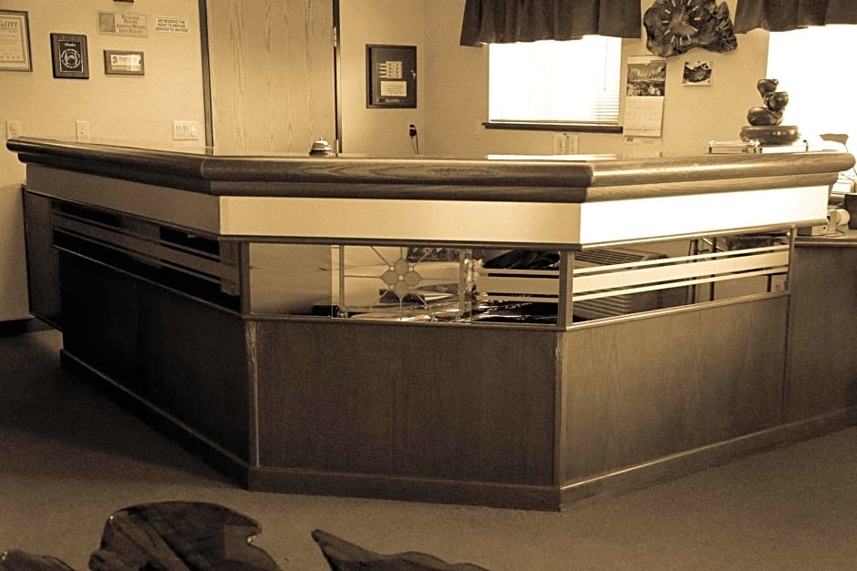 Americas Best Value Inn & Suites-Forest Grove/Hillsboro