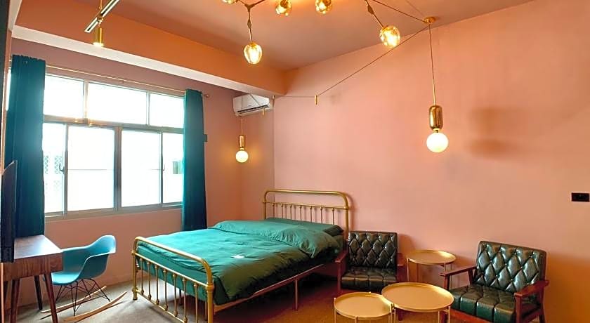 London Style Baker Street Inn