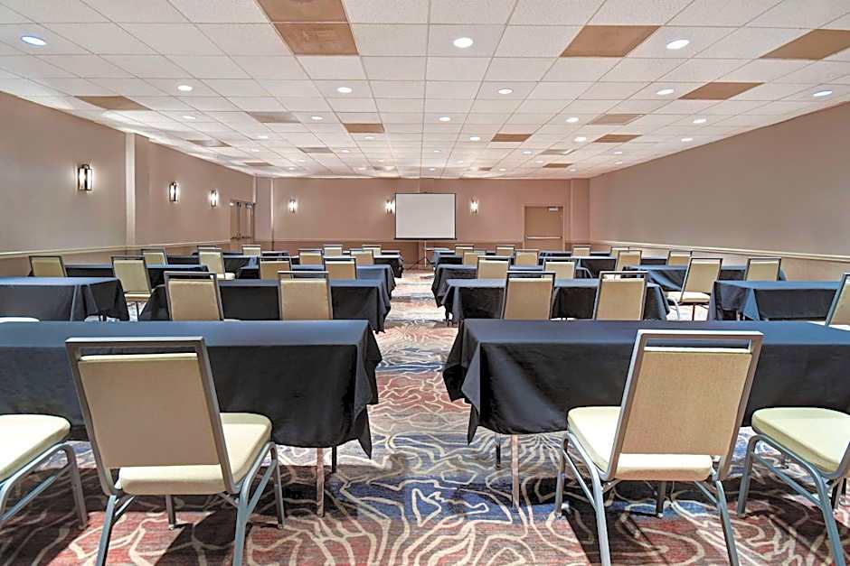 Hampton Inn By Hilton Suites Alexandria Old Town Area South