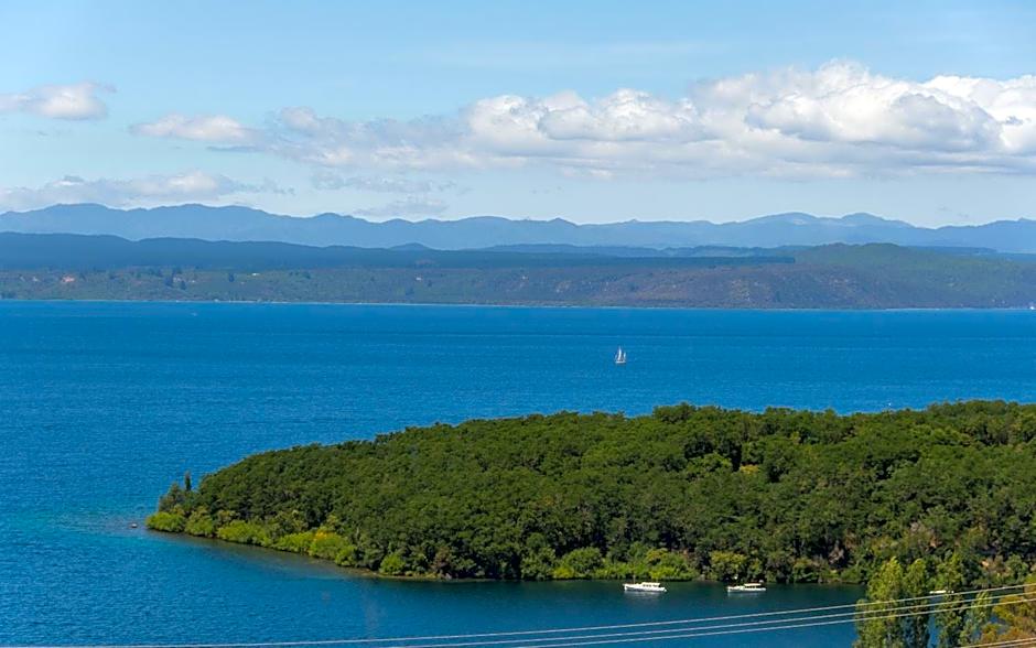 The Flying Trout Boutique Lodge