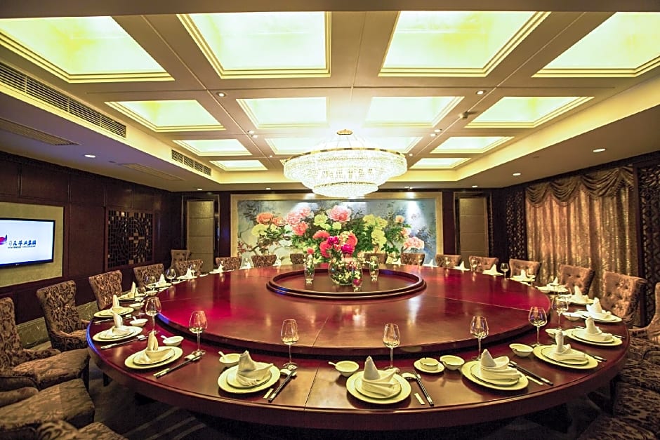 Taishun Xiangzhou New Century Hotel