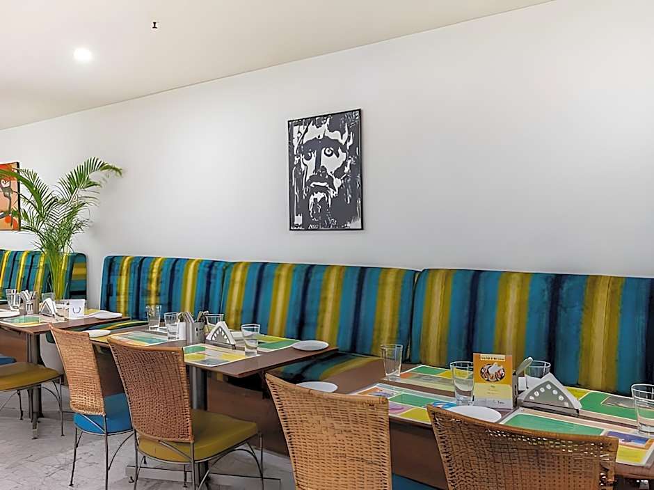 Lemon Tree Hotel Indore