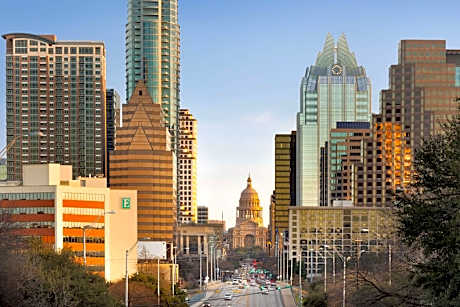 Embassy Suites by Hilton Austin Downtown South Congress