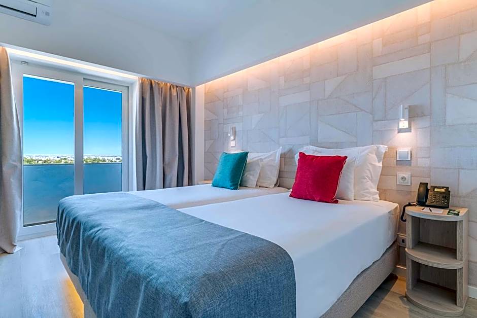 Pestana Delfim Beach & Golf Hotel