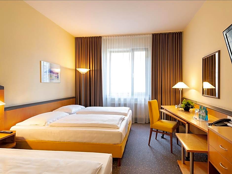 Plaza Hotel & Living Frankfurt