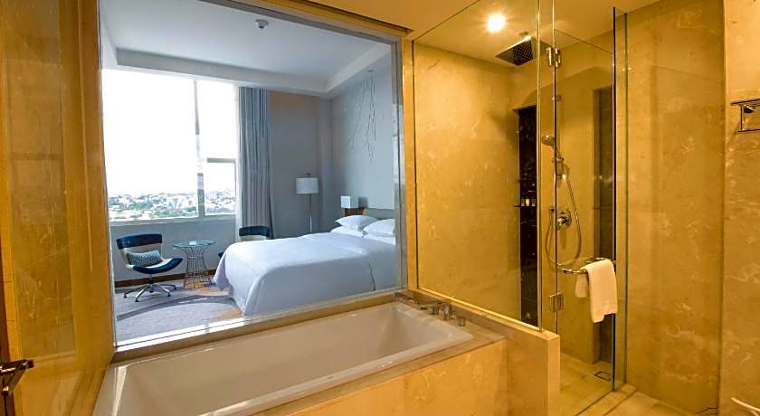 Four Points by Sheraton Manado