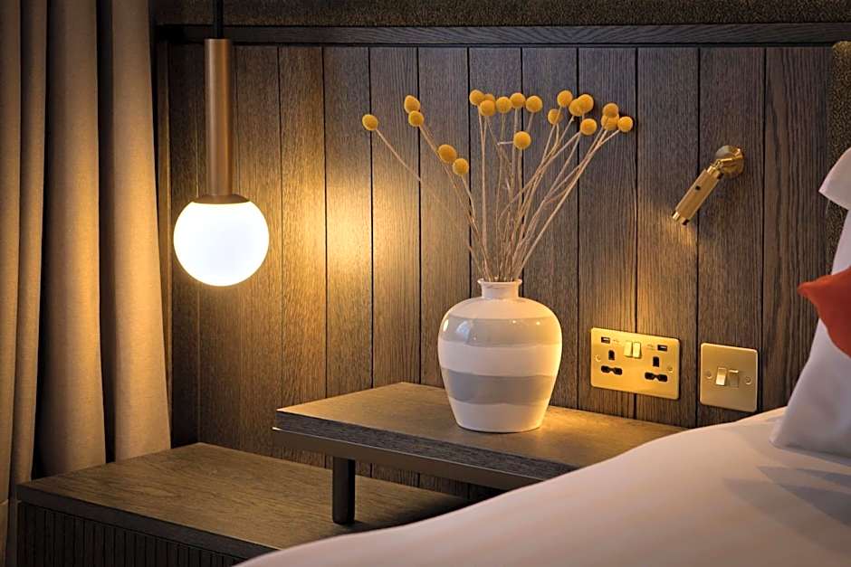 The Samuel Ryder Hotel St Albans, Tapestry Collection Hilton