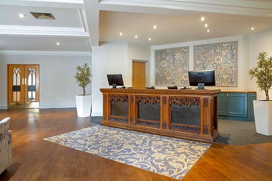 Bridgewood Manor Hotel & Spa