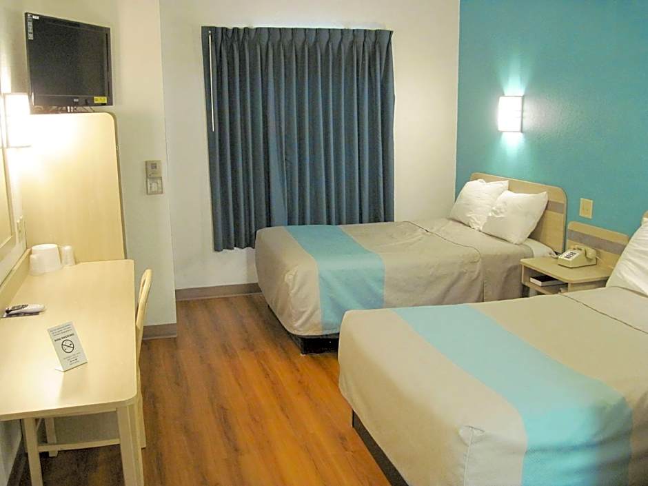 Motel 6-Avoca, IA
