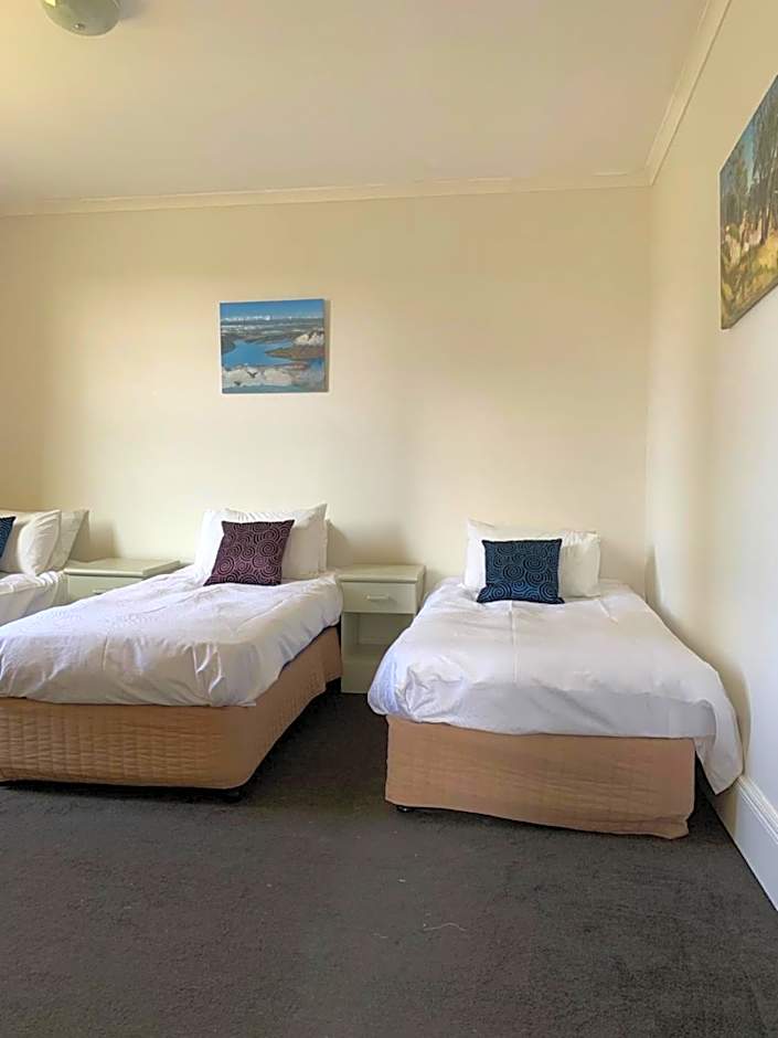 Photo 1 of 7 of Suite