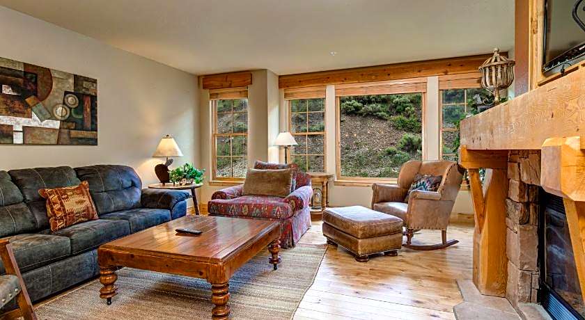 Lodges At Deer Valley