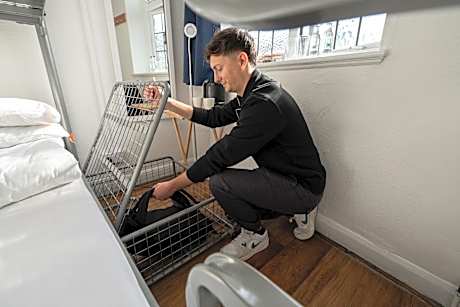 Bed in 8-Bed Mixed Dormitory Room