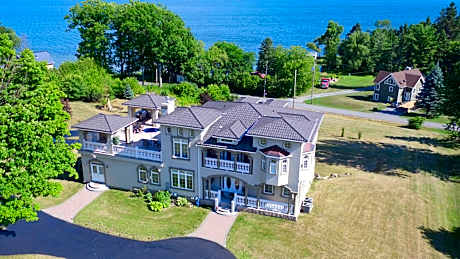 Riverview B&B