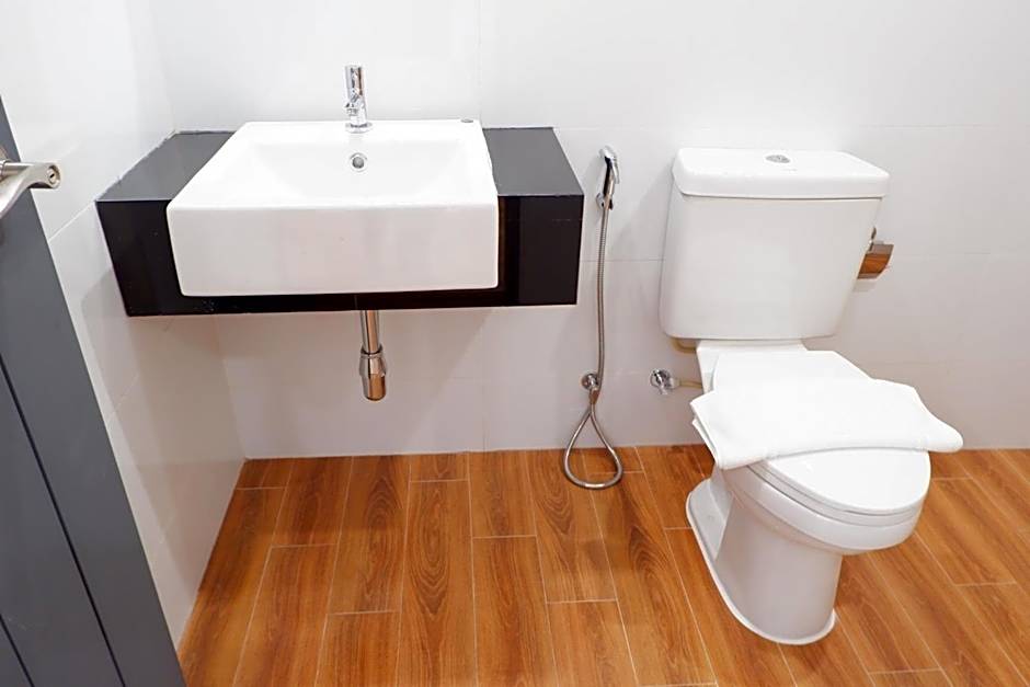 J & L Residence and Spa