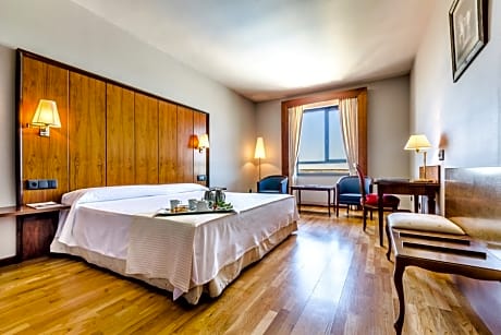 DOUBLE OR TWIN STANDARD