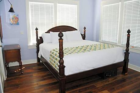King Room with Balcony