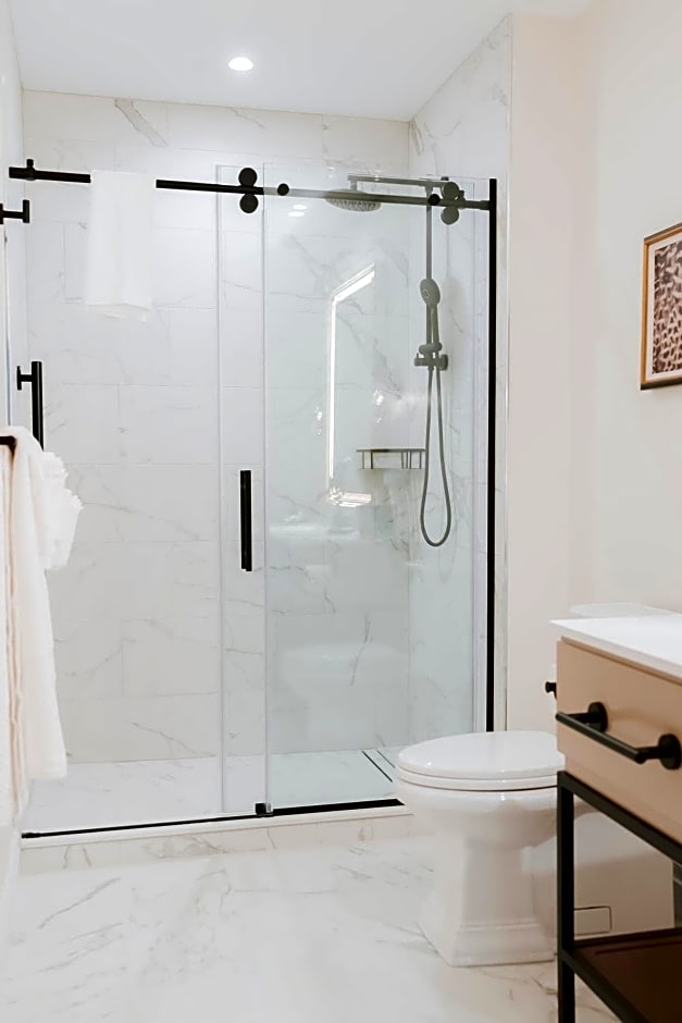 The Peregrine Omaha Downtown Curio Collection By Hilton