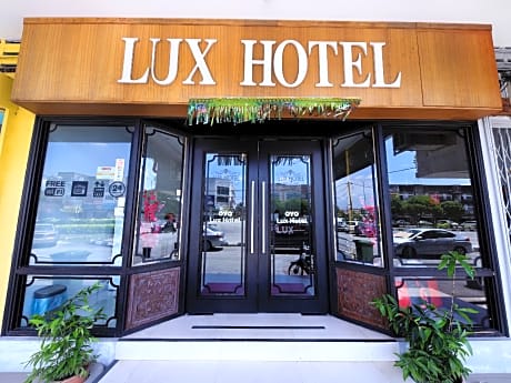 Lux Hotel