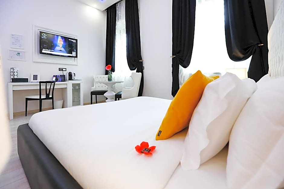 Escape Luxury Suite - CA Domus Collection