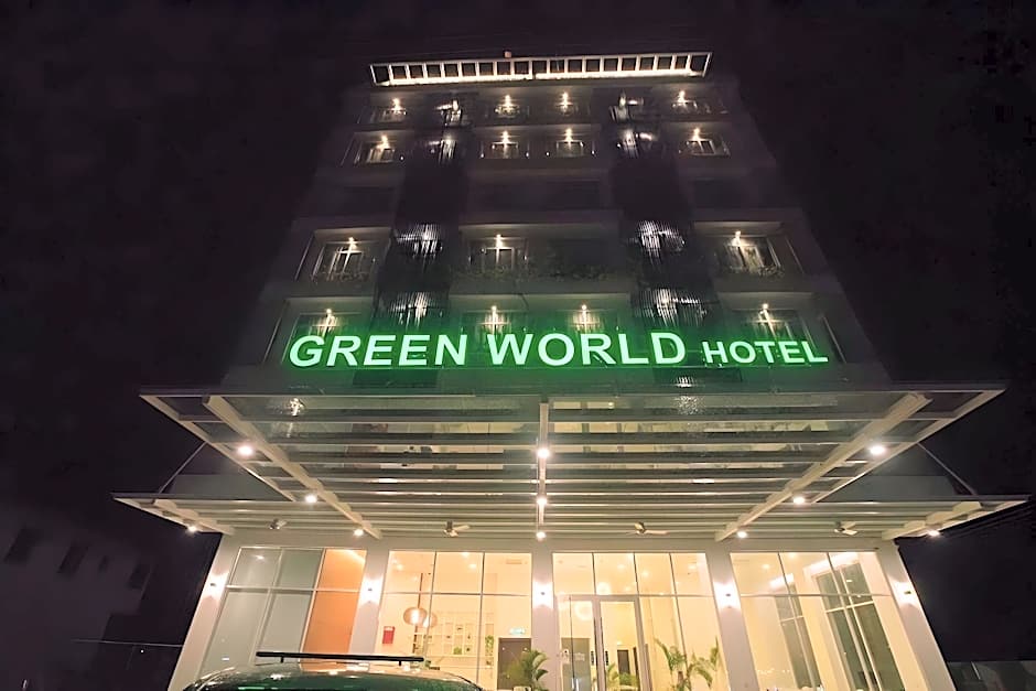 Green World Hotel