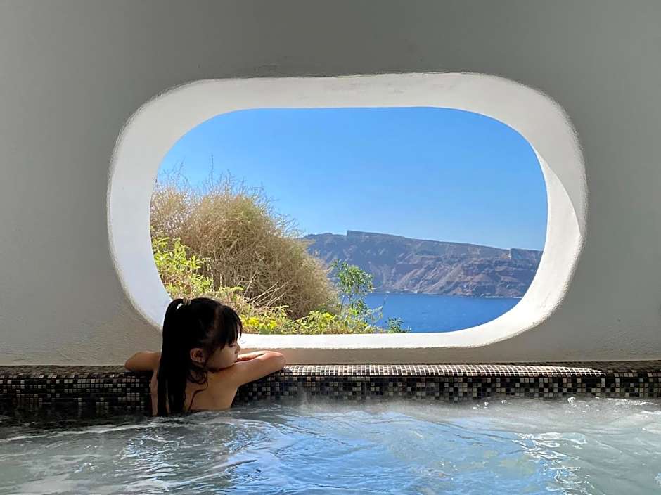 ArmonOia Luxury Caves