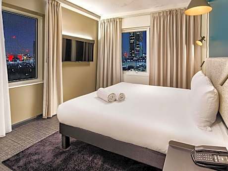 Standard Double Room with City View