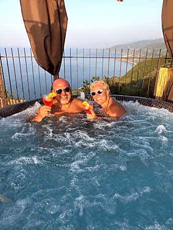 B&B Roomantic & Piscina Idromassaggio