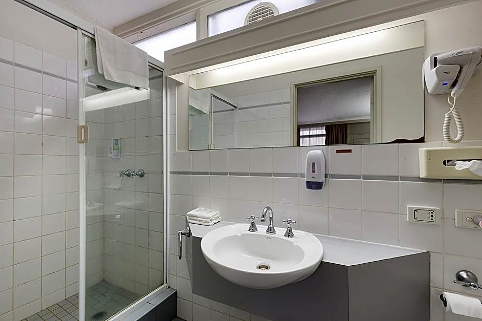 Alexander Motor Inn & Apartments