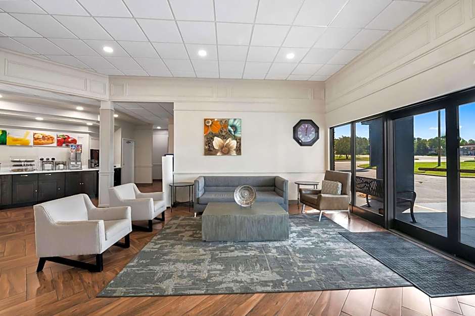 Quality Inn & Suites Fayetteville I-95