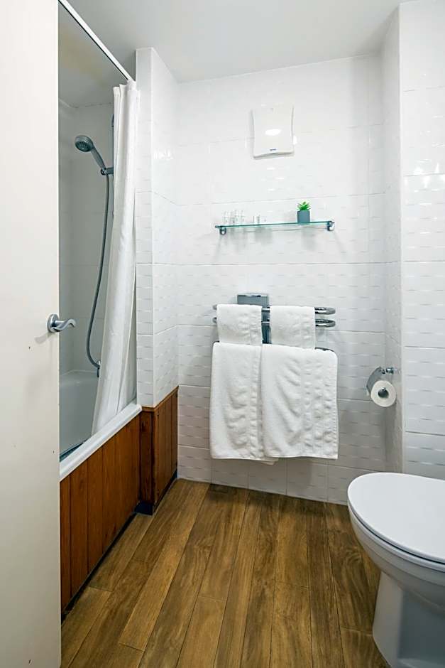 The Norfolk Lodge Hotel