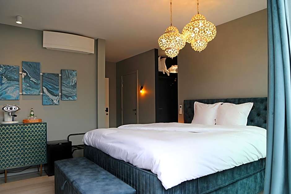 Foto 1 von 18 von 1 King Bed