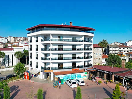 Ceneviz Suit Hotel